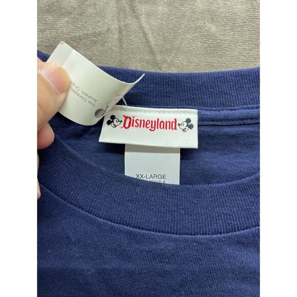 Disneyland Men's XXL Navy Blue Mickey Mouse Short Sleeve Adult pocket NWT‎ - Picture 5 of 6